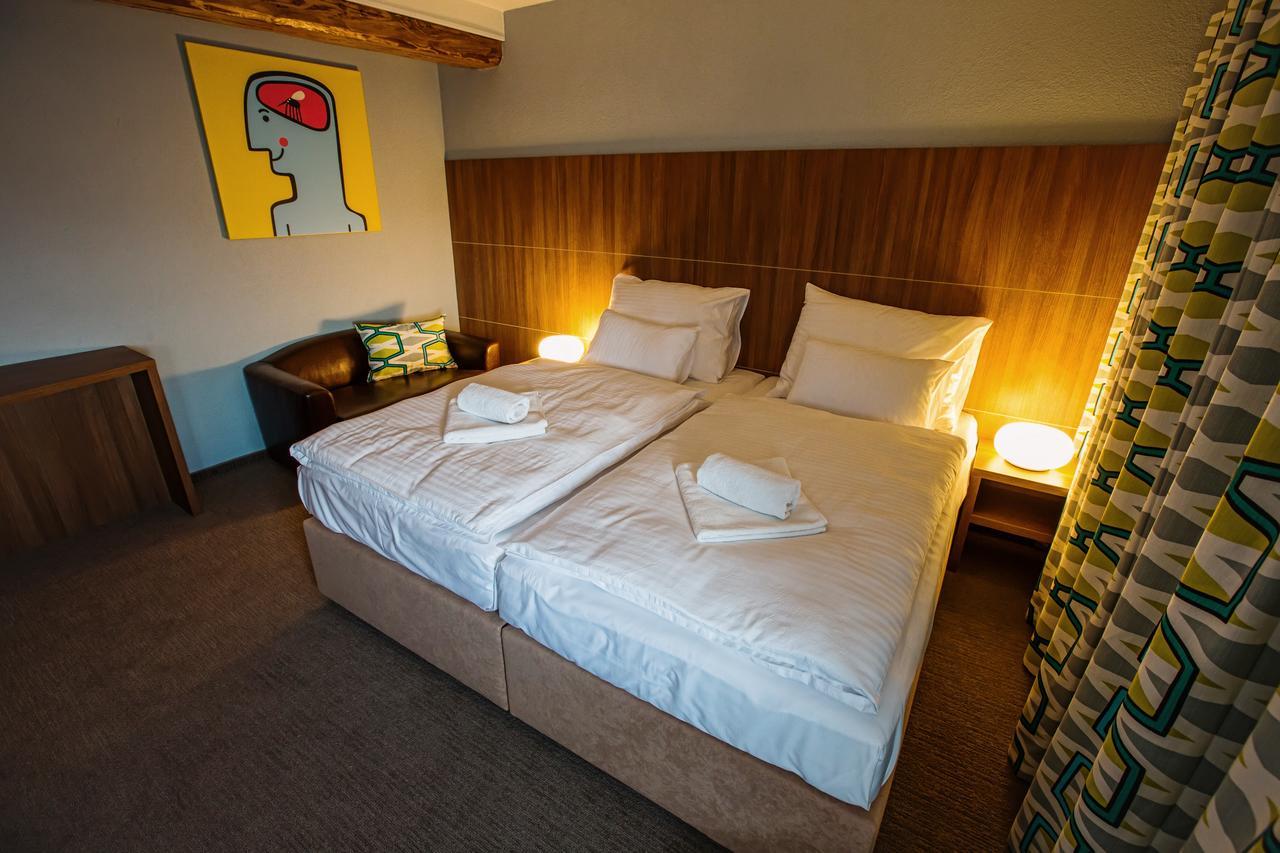 Hotel Na Sustne Krupa Ngoại thất bức ảnh