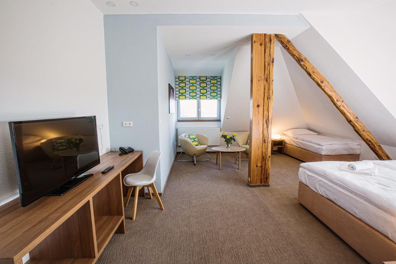 Hotel Na Sustne Krupa Ngoại thất bức ảnh