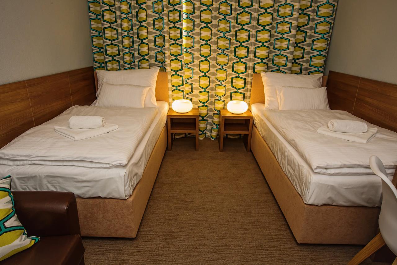 Hotel Na Sustne Krupa Ngoại thất bức ảnh