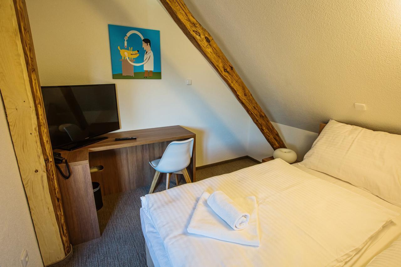 Hotel Na Sustne Krupa Ngoại thất bức ảnh